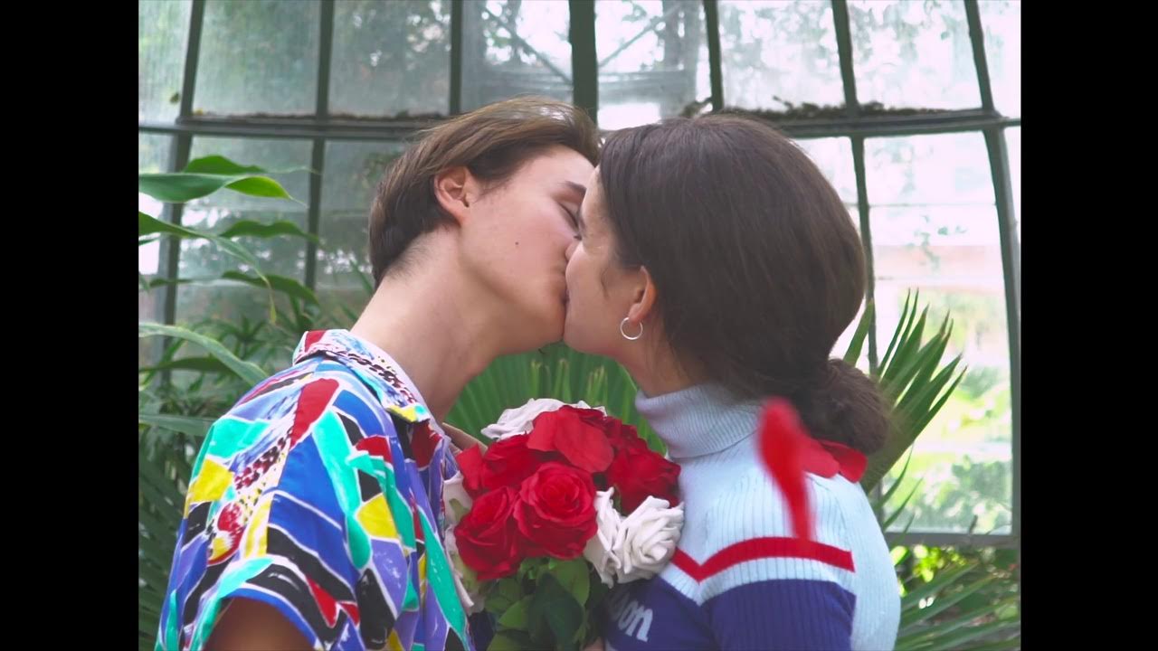 VIDEOCLUB - Amour plastique (clip officiel)
